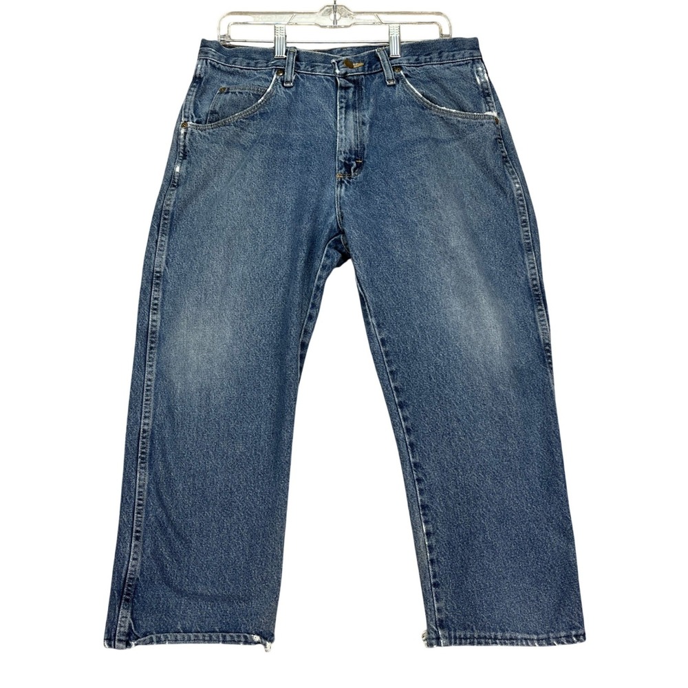 Wrangler Authentics Jeans Men 34x30 Medium Wash Straight Leg 5 Pocket Distressed